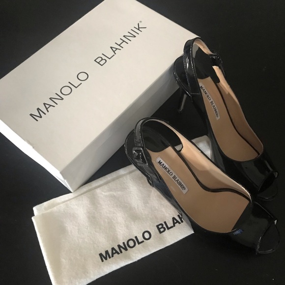Manolo Blahnik “Score” Pumps, size 37.5 - Picture 1 of 5